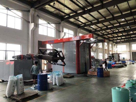 500000 Kcar/Hr शटल रोटोमोल्डिंग मशीन के लिए उत्पादन कूलर बॉक्स
